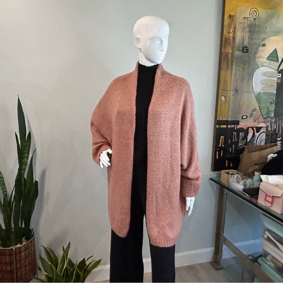 Italian Made Slouchy Open Style Cardigan - Picture 3 of 10